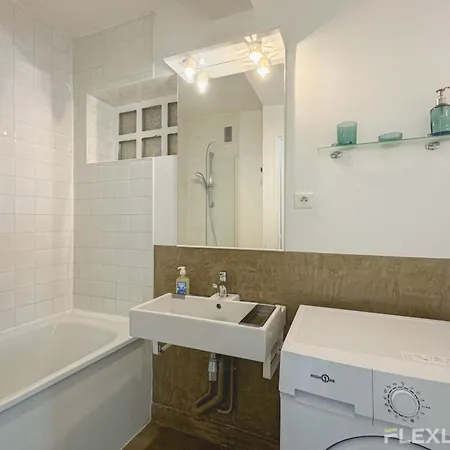 Immeuble Friant Отель Париж