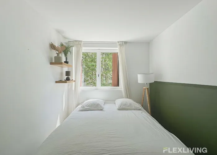 Flexliving - - Friant